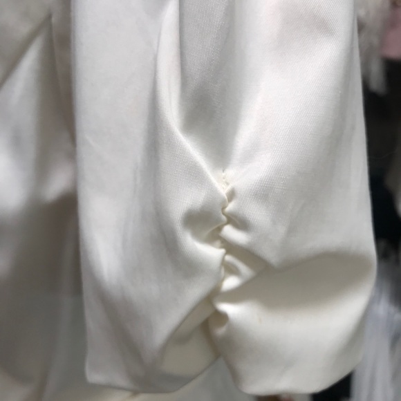 White pea Coat - Picture 4 of 7